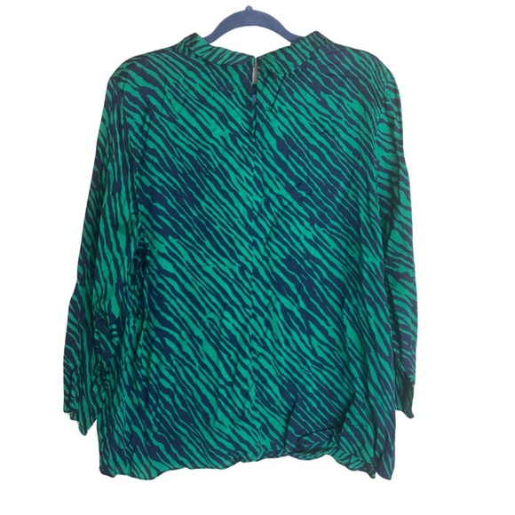 Boden Lily 3/4 sleeve mock neck blouse Green Navy tiger animal stripes Sz 16R - Picture 2 of 10
